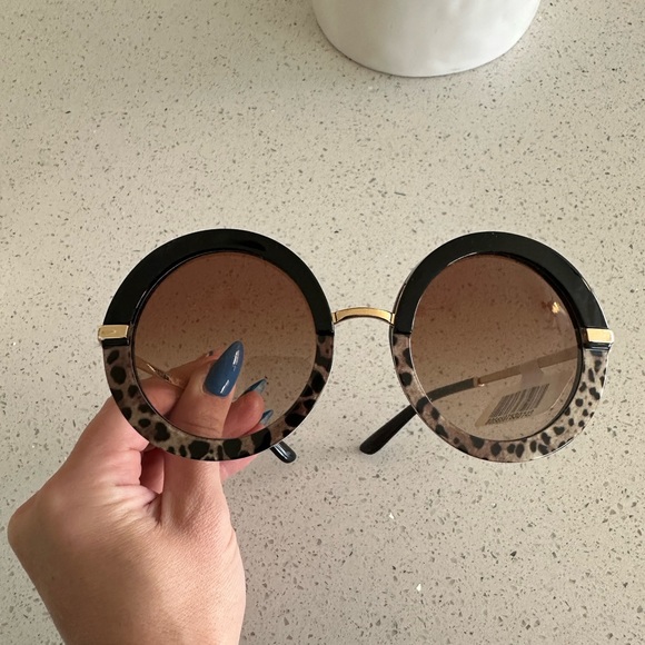 Dolce and Gabbana circular half print sunnies - Picture 2 of 6